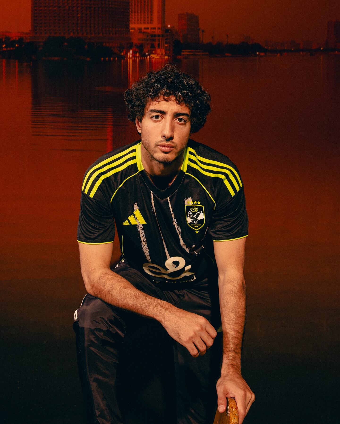 Camisa reserva do Al Ahly 2025-2026 é revelada pela Adidas
