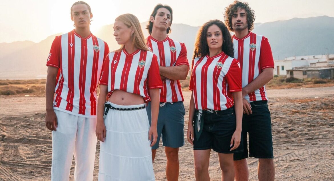 Camisa titular do Almería 2025-2026 é lançada pela Macron