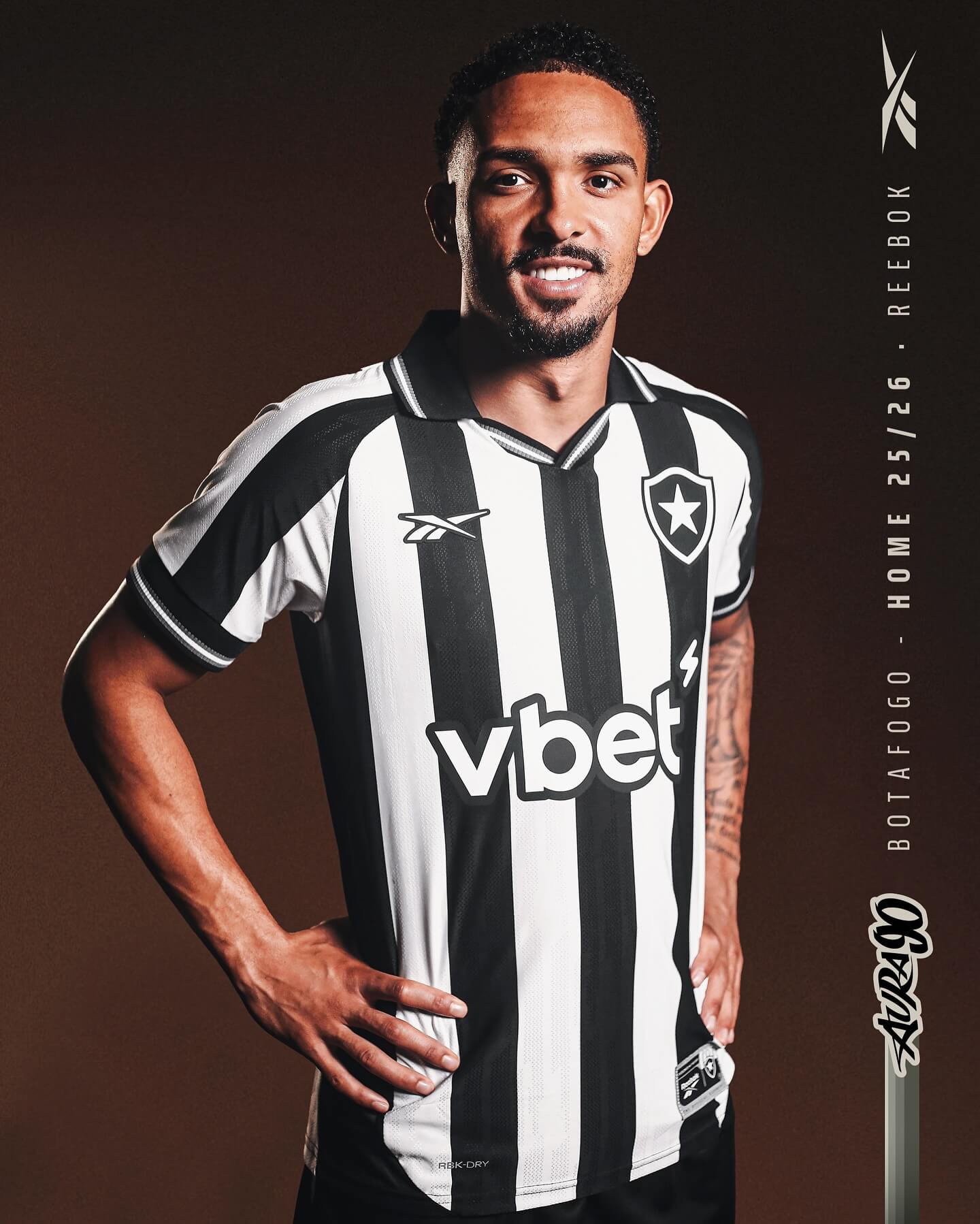 Camisa titular do Botafogo 2025-2026 Reebok