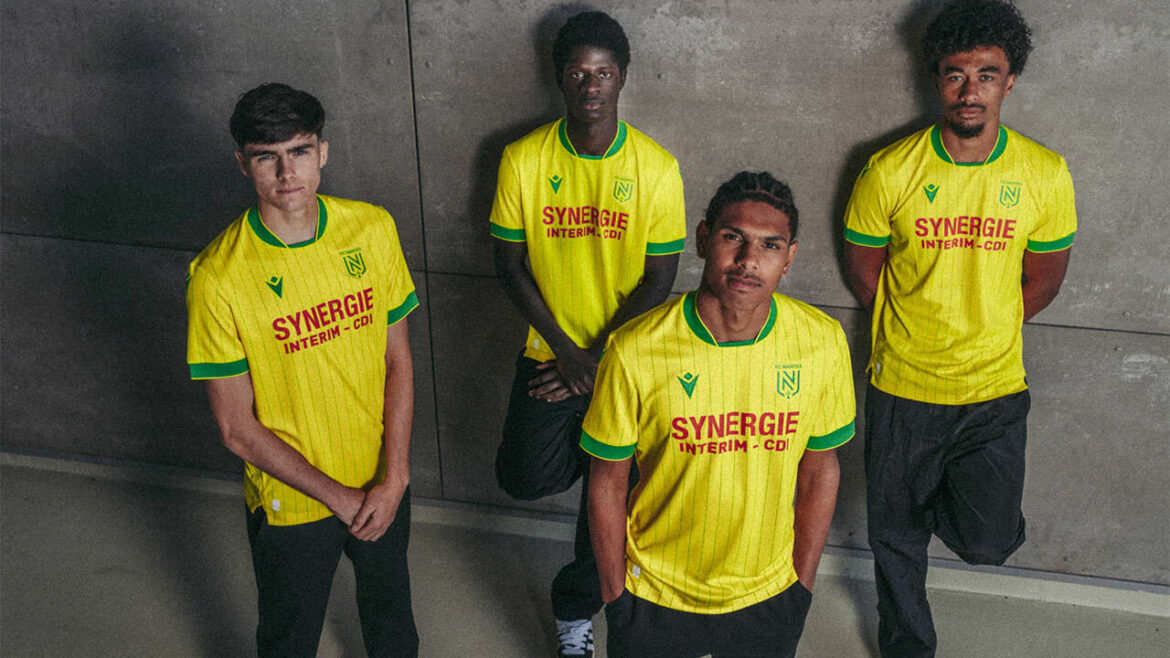 Camisa titular do FC Nantes 2025-2026 Macron