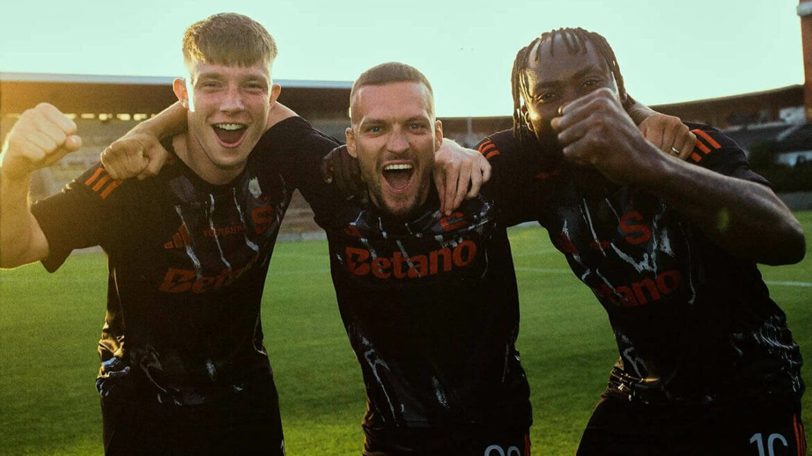 Terceira camisa do Sparta Praga 2025-2026 Adidas