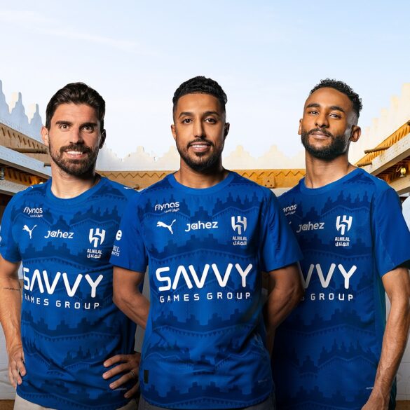 Al-Hilal lança sua nova camisa titular da PUMA para 2025-2026