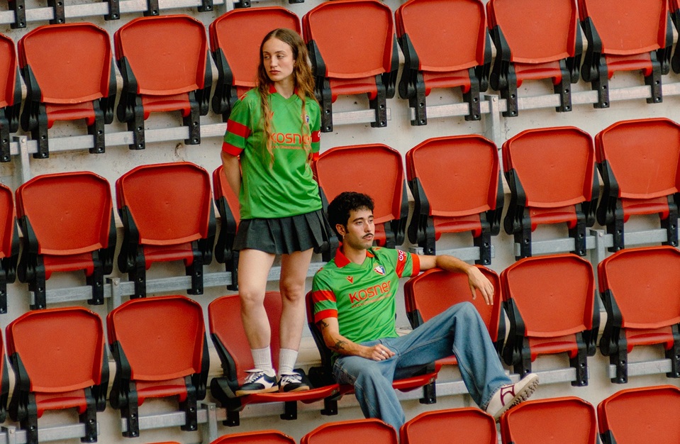 CA Osasuna lança nova camisa reserva 2025-2026 em homenagem à Copa da UEFA 1992