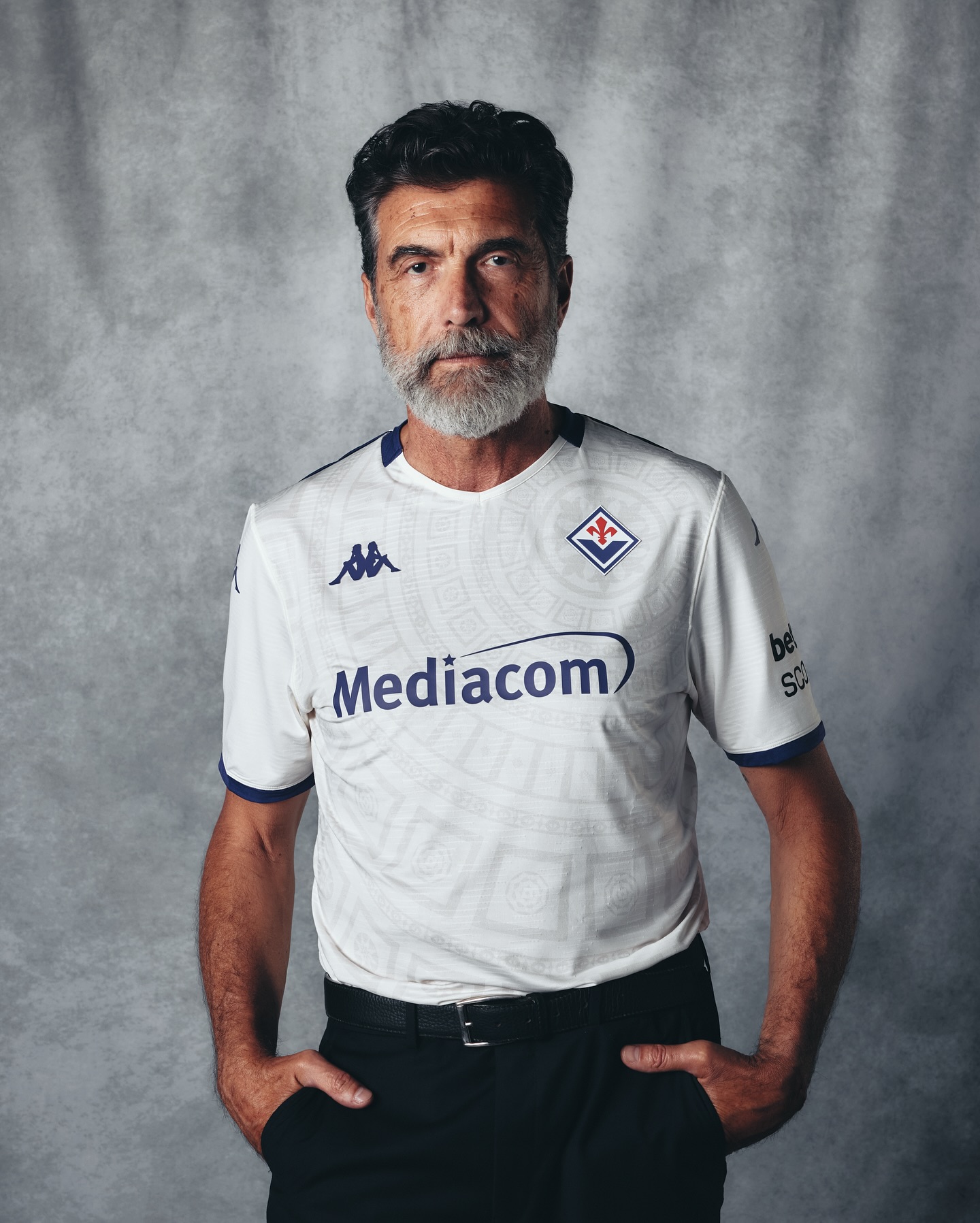 Camisa reserva da Fiorentina 2025-2026 é lançada pela Kappa