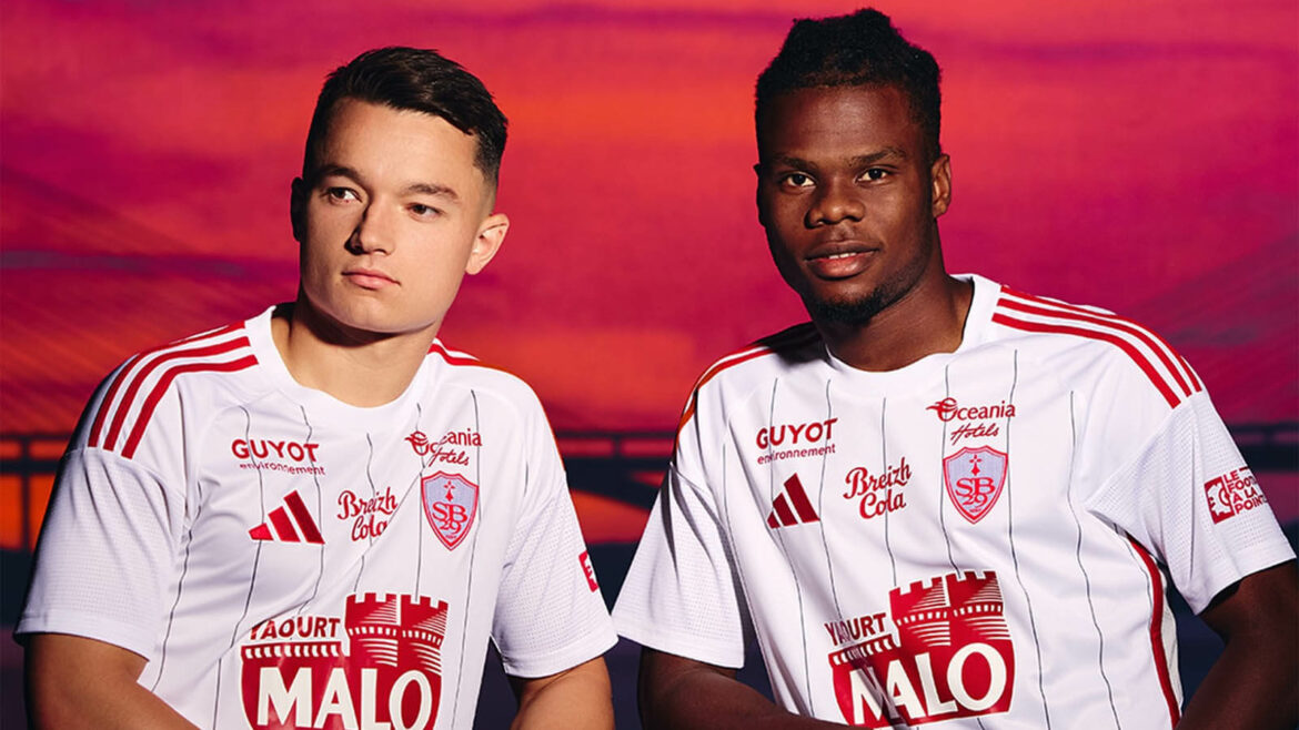 Camisa reserva do Brest 2025-2026 adidas a Camisa reserva do Brest 2025-2026 adidas