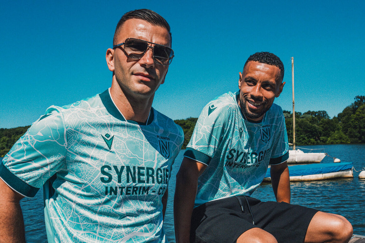 Camisa reserva do FC Nantes 2025-2026 Macron a