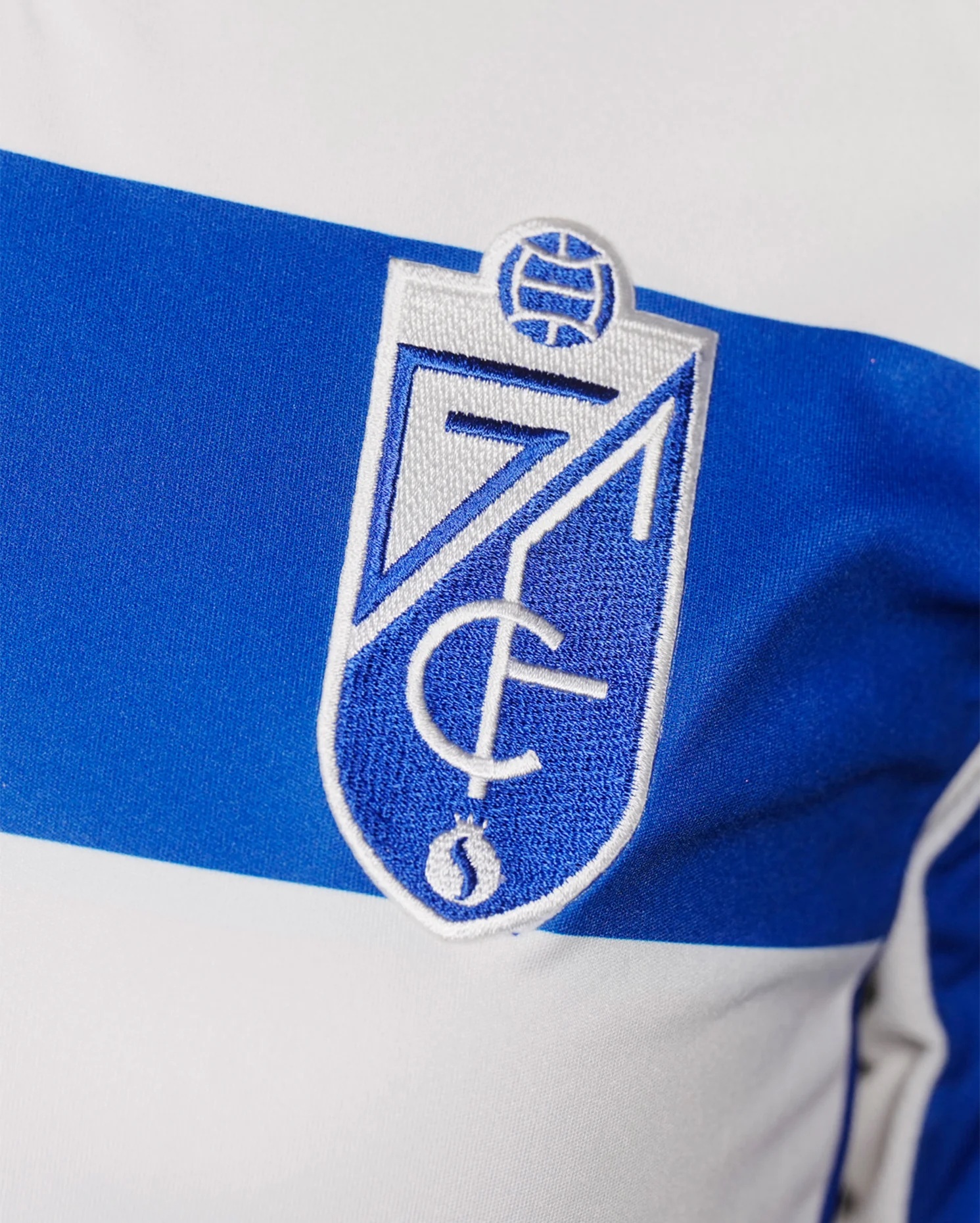 Camisa reserva do Granada CF 2025-2026 é revelada pela adidas