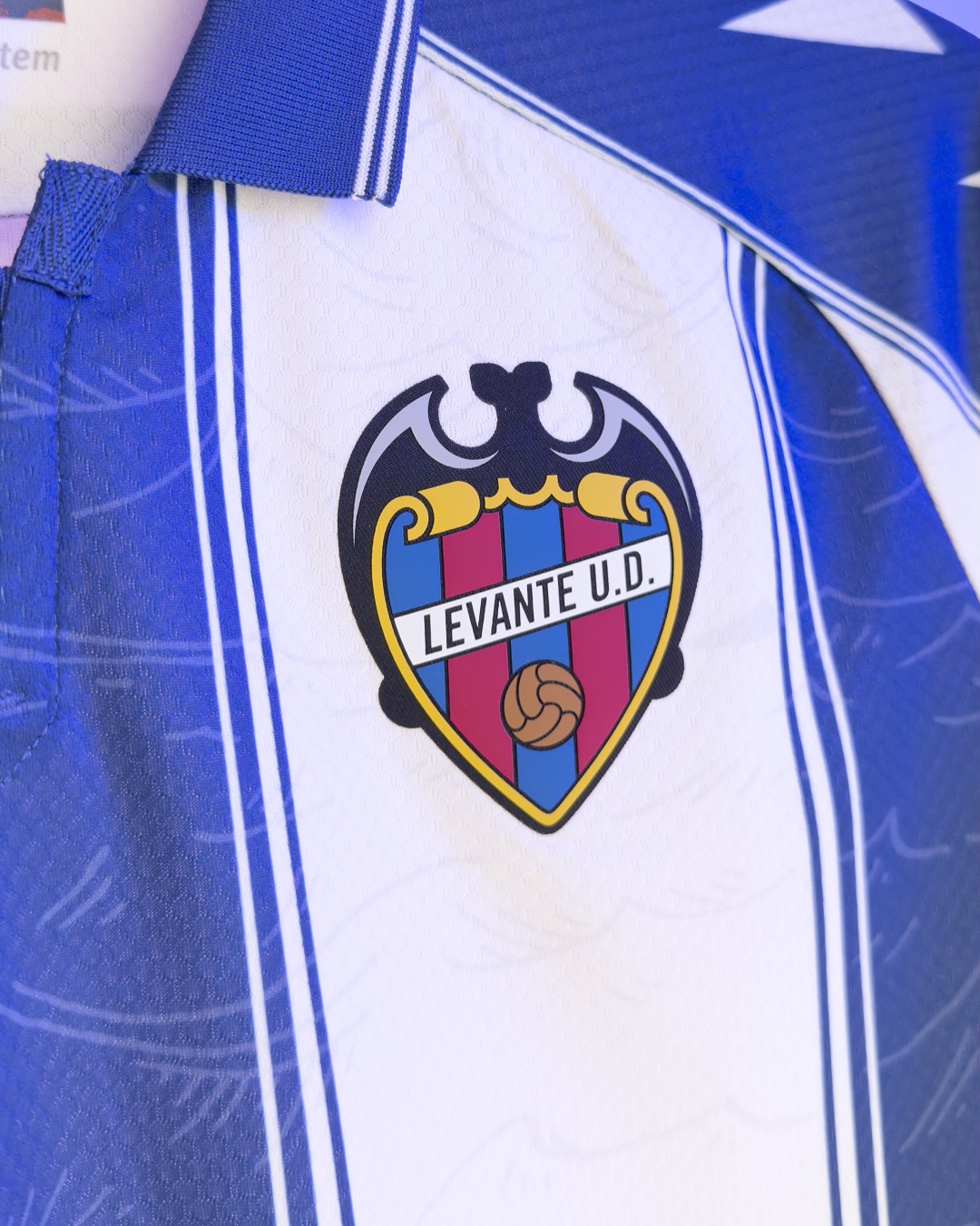 Camisa reserva do Levante UD 2025-2026 Macron