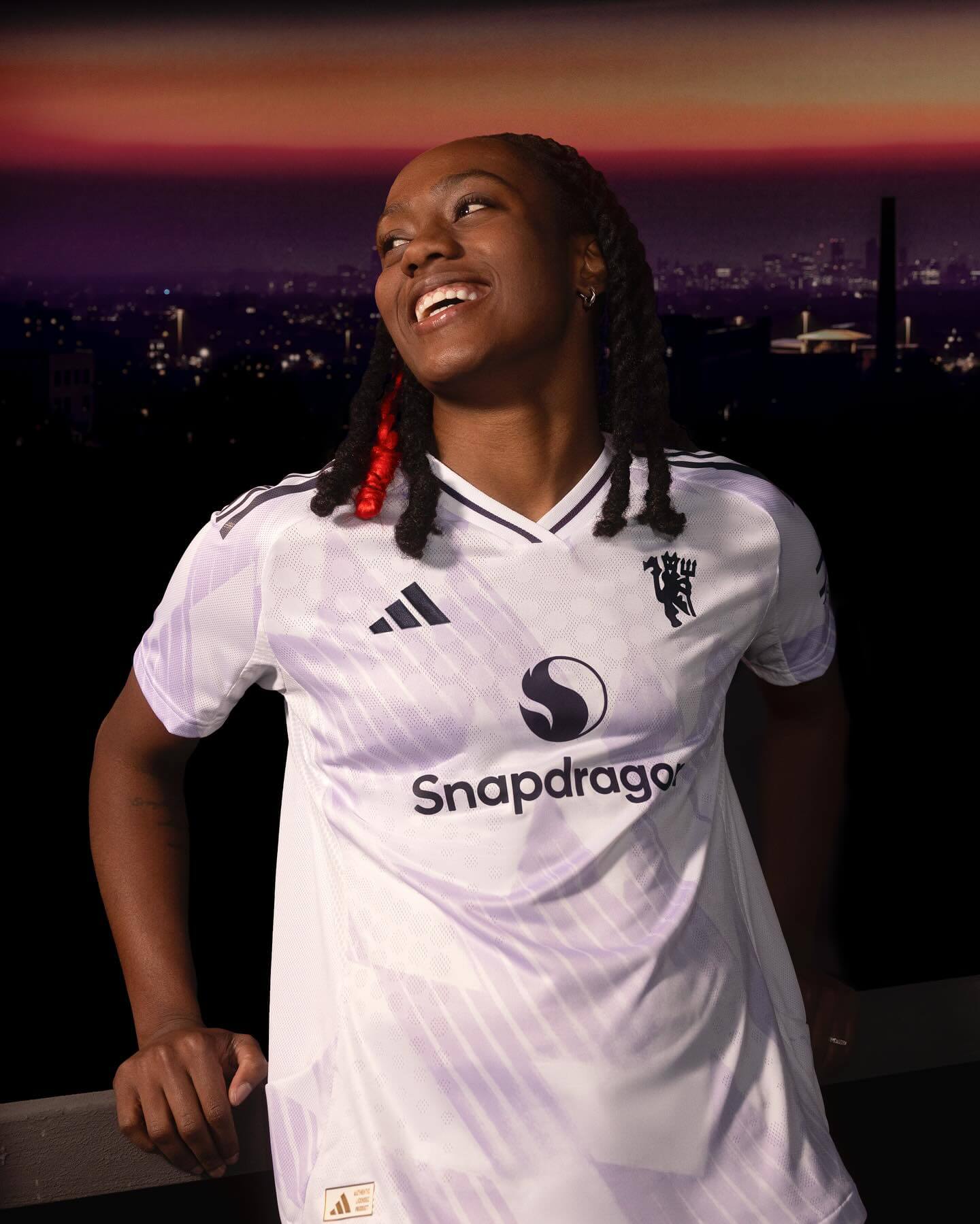 Camisa reserva do Manchester United 2025-2026 Adidas