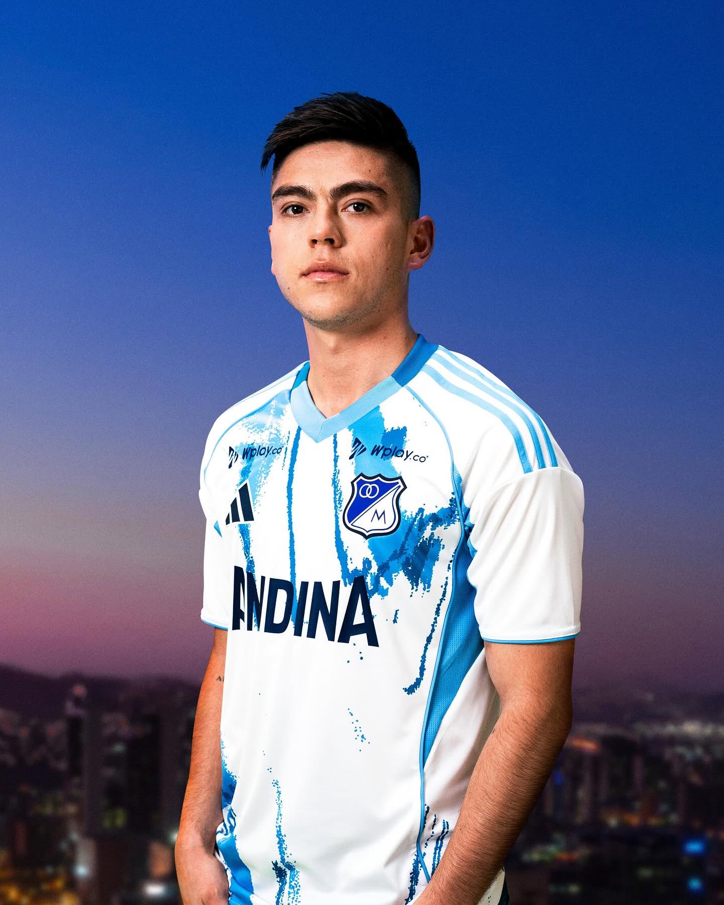 Camisa reserva do Millonarios 2025-2026 adidas