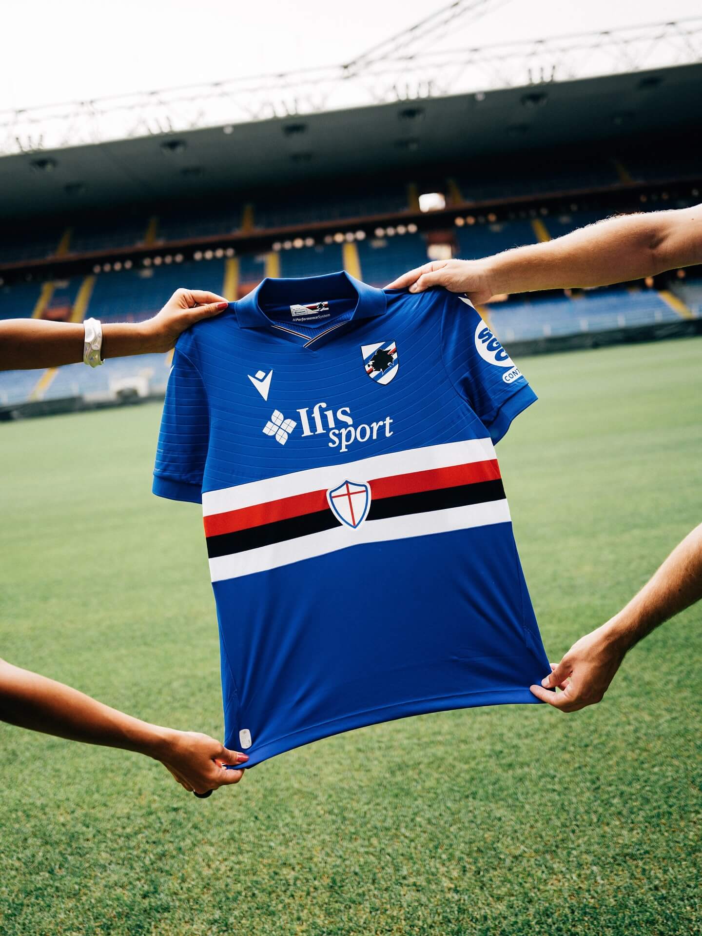 Camisa titular da Sampdoria 2025-2026 Macron a