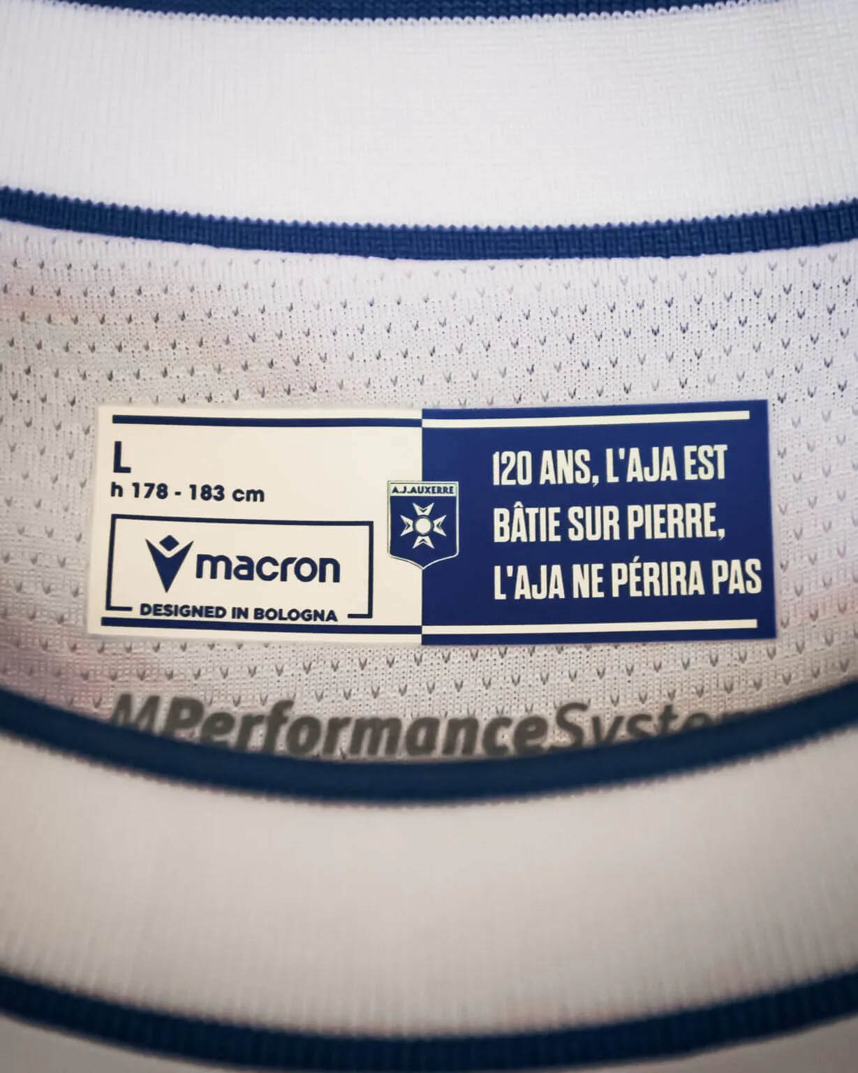 Camisa titular do Auxerre 2025-2026 Macron