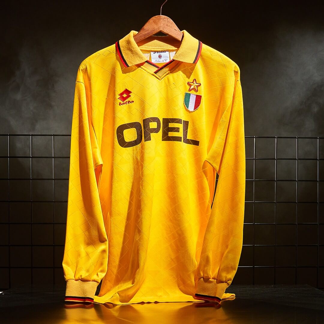 Camisa três do AC Milan 1995-1996 Lotto