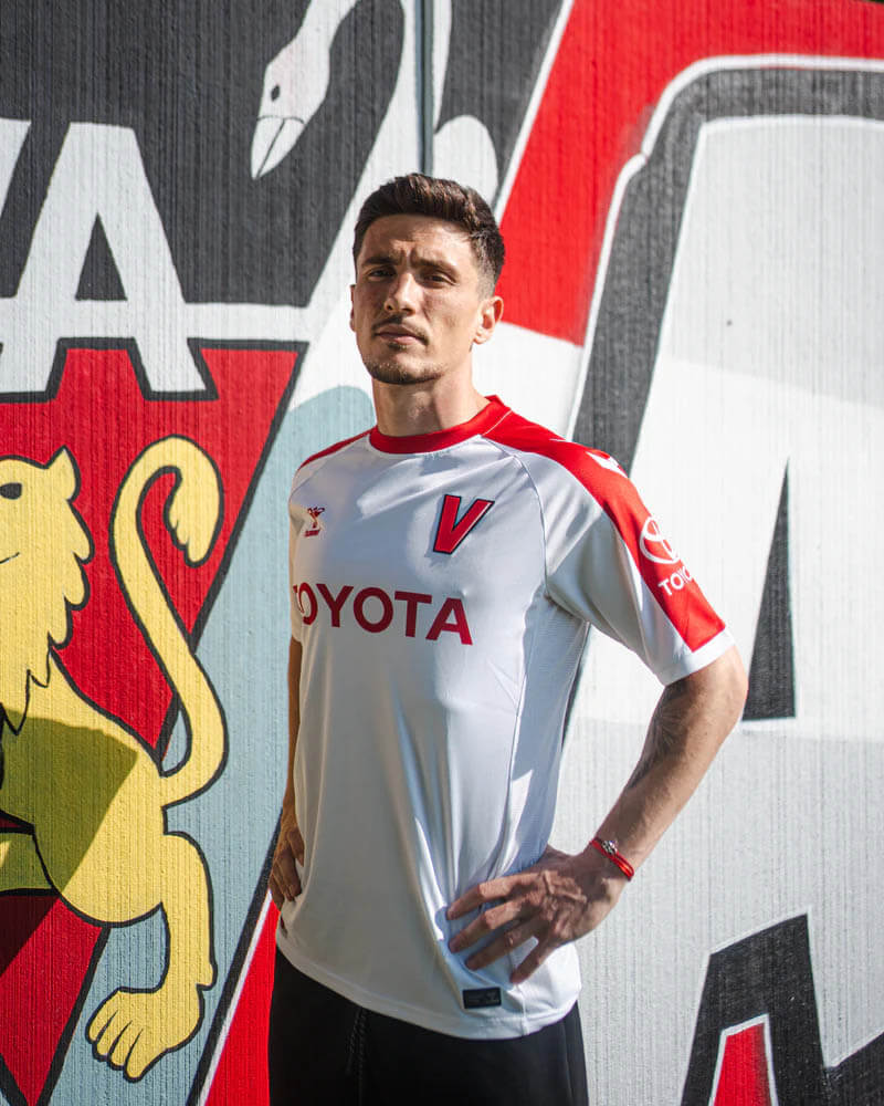 Camisas do Valenciennes 2025-2026 Hummel Away 3