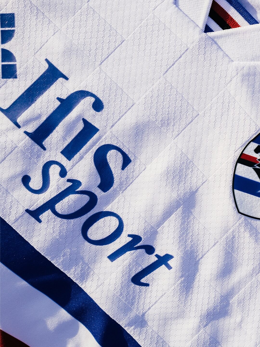 Sampdoria lança nova camisa reserva 2025-2026 com homenagem à catedral