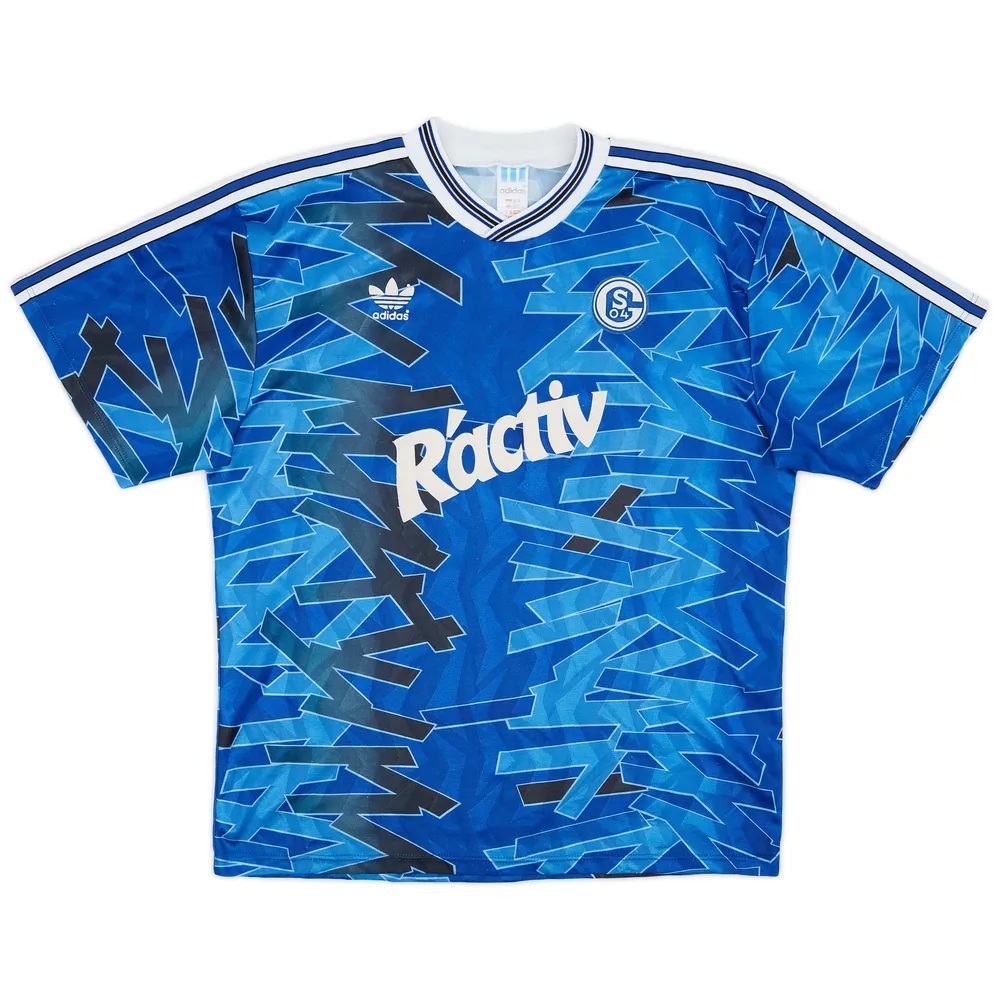 Schalke 04 lança nova camisa titular 2025-2026 da adidas