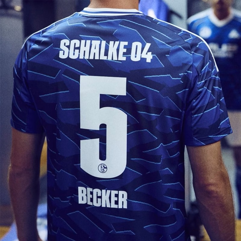 Schalke 04 lança nova camisa titular 2025-2026 da adidas