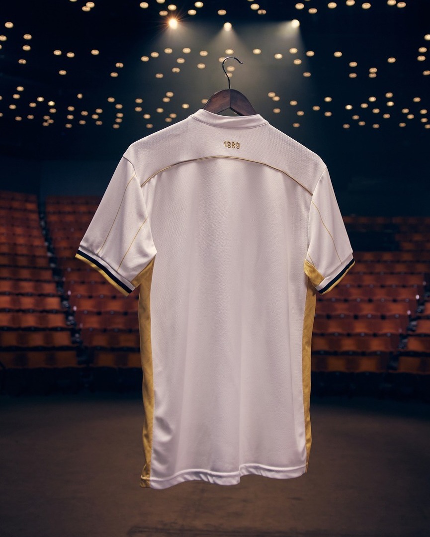 Sheffield United lança nova camisa reserva 202526 assinada pela Erreà