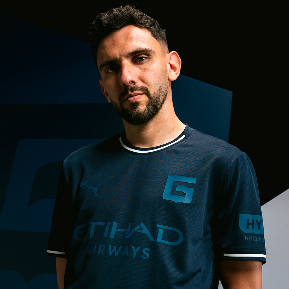 Terceira camisa do Girona FC 2025-2026 é revelada pela PUMA