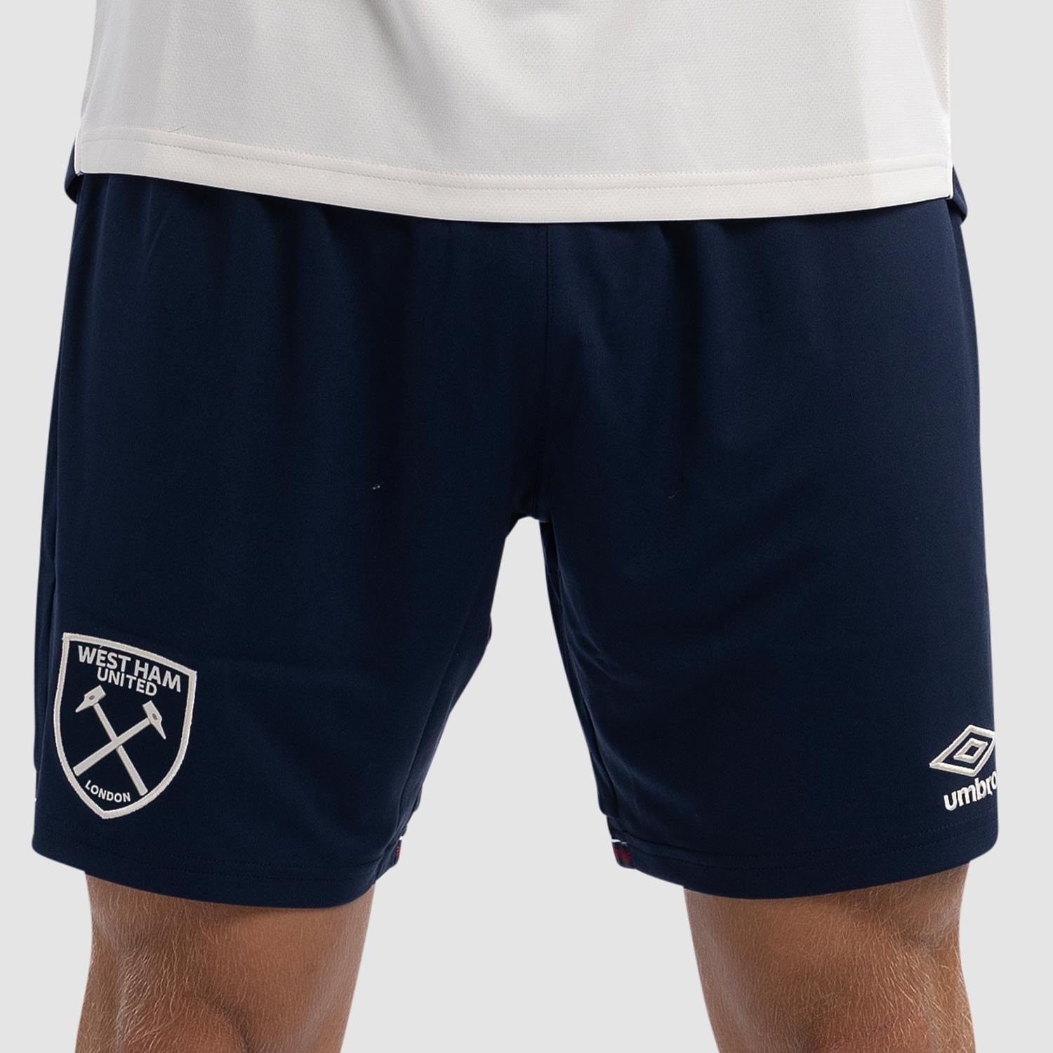 West Ham revela nova camisa reserva da Umbro 2025-2026